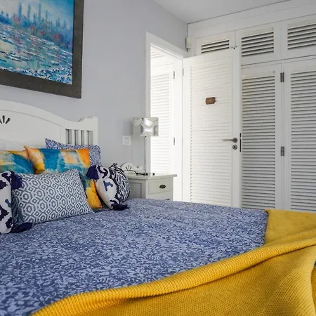 Lamar Luxury Penthouse With Jacuzzi Apartment Puertito de Guimar