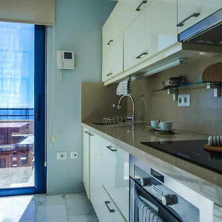 Lamar Luxury Penthouse With Jacuzzi דירה